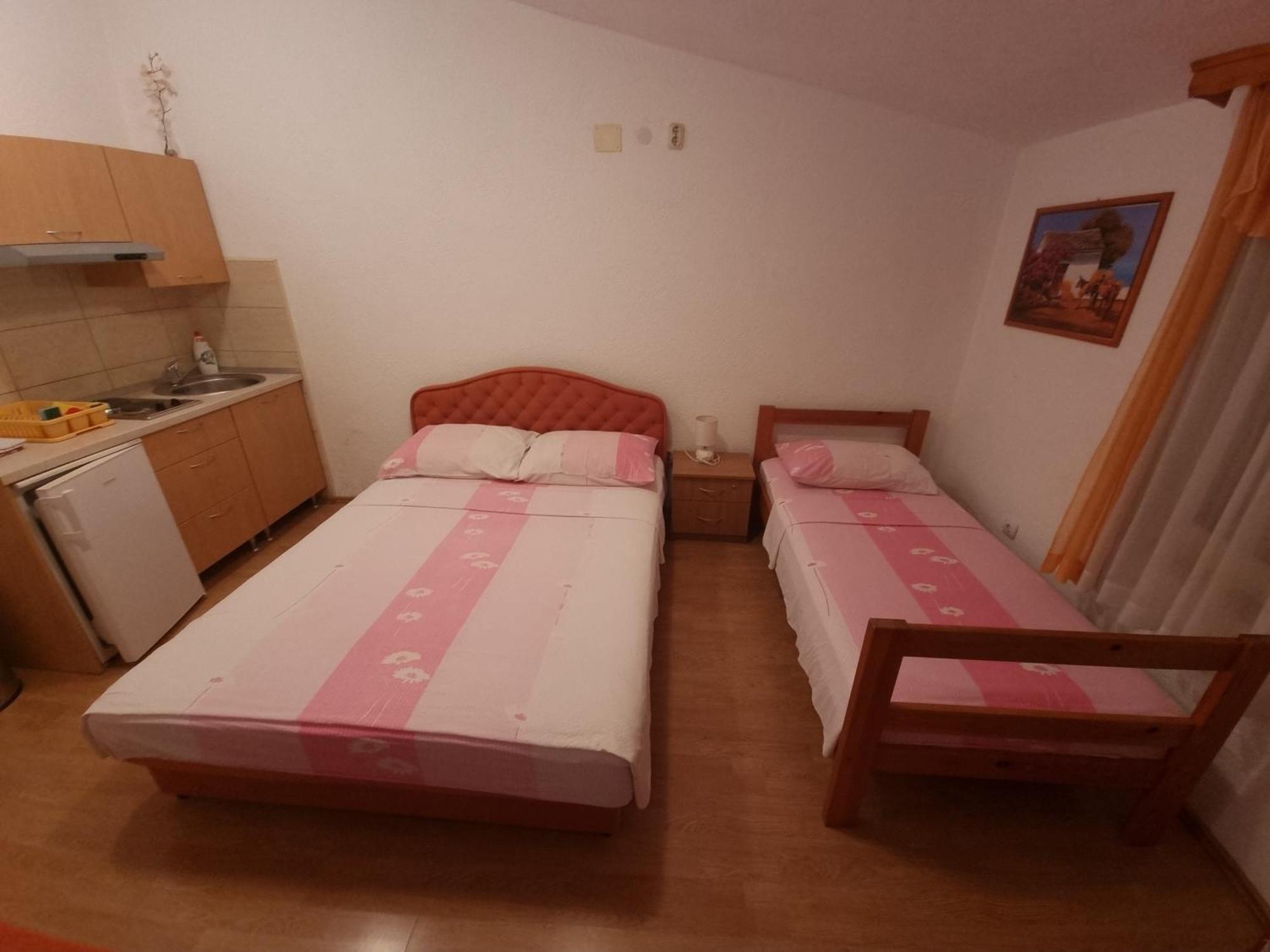 Kaštela Apartments Cipetic מראה חיצוני תמונה