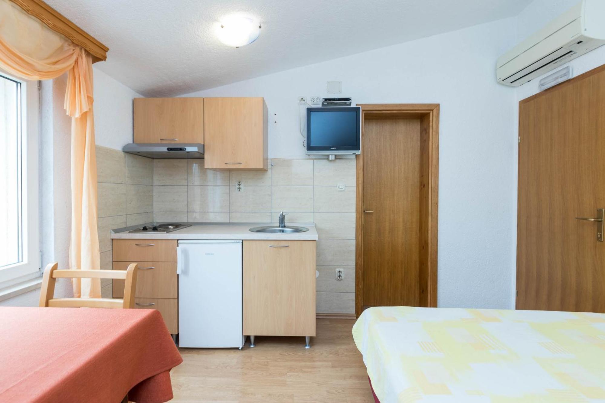 Kaštela Apartments Cipetic מראה חיצוני תמונה