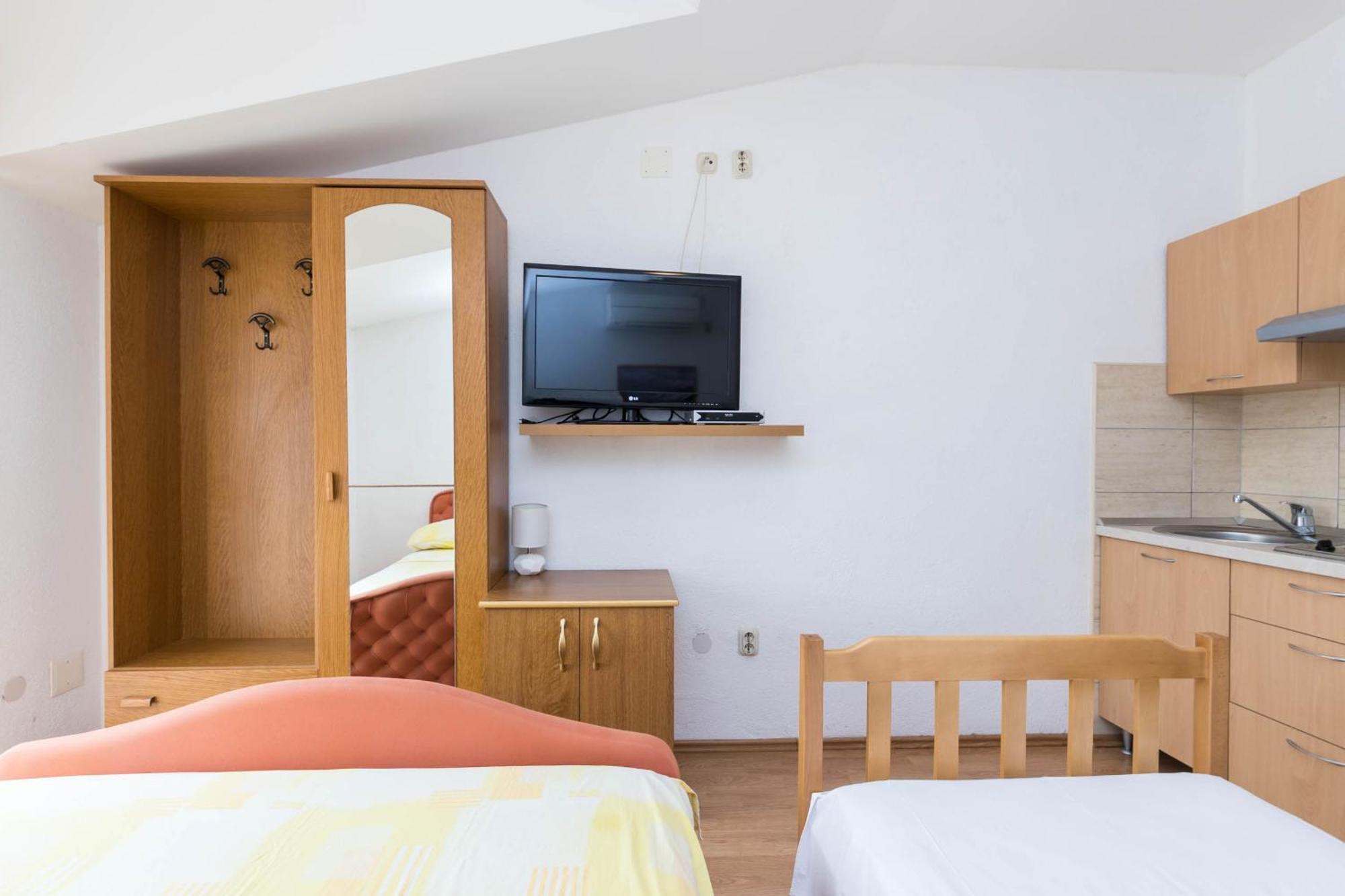 Kaštela Apartments Cipetic מראה חיצוני תמונה